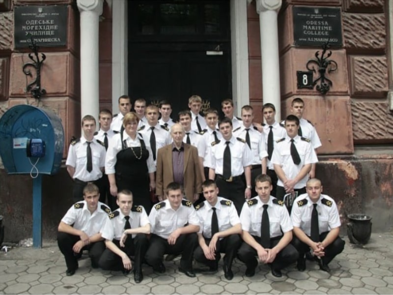 Випуск 2010